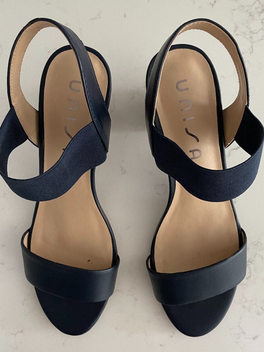 Unisa Unprizza Slip On Strappy Sandals with 3" Block Heels Navy Brown Sz 9